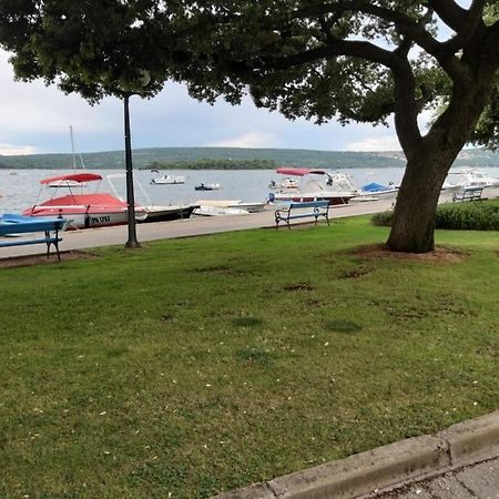 Apartman Lucija Punat Luaran gambar